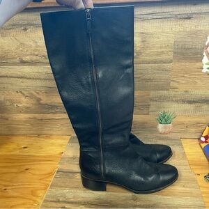 Maria Sharapova for Cole Haan US 9B Black Leather cap toe Tall Leather Boots